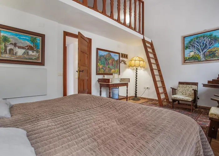 Dragos Y Volcan 펜션 타코론테