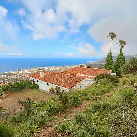 Dragos Y Volcan Holiday home